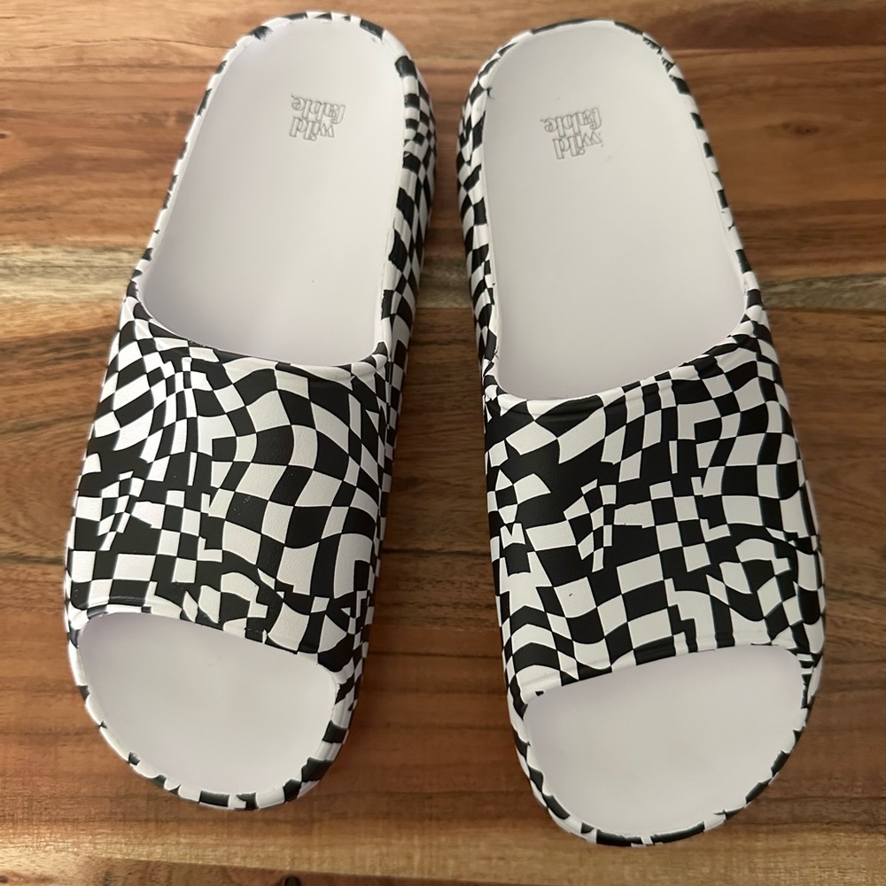 Wild Fable sandals